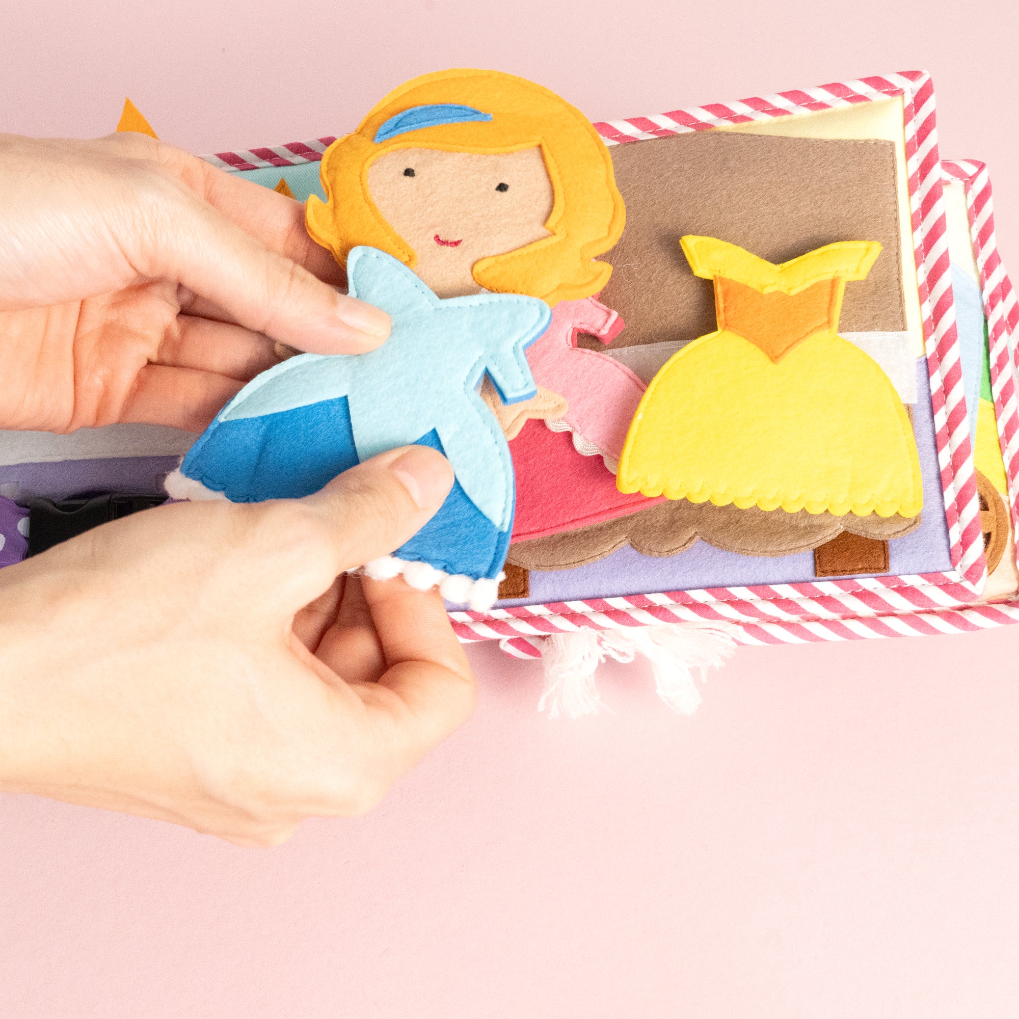 Petite Princesse - Mini quiet book de 6 pages